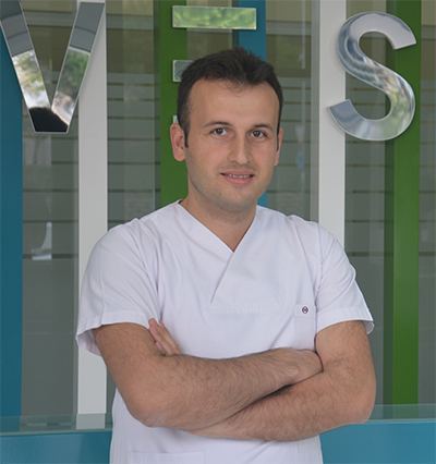 DT. Mustafa Gülcü - Vesta Klinik Mimaroba & Sinanoba Diş Hekimi